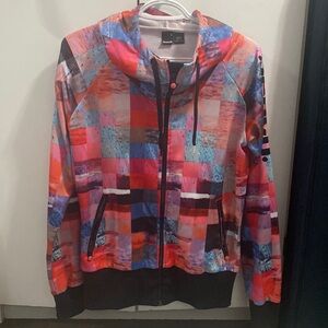 Bench jacket with hood